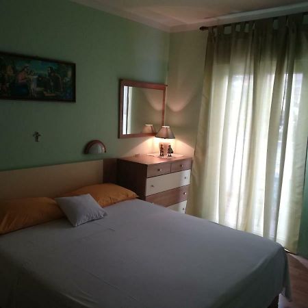 Guest House Tonica Krk Town Exterior foto