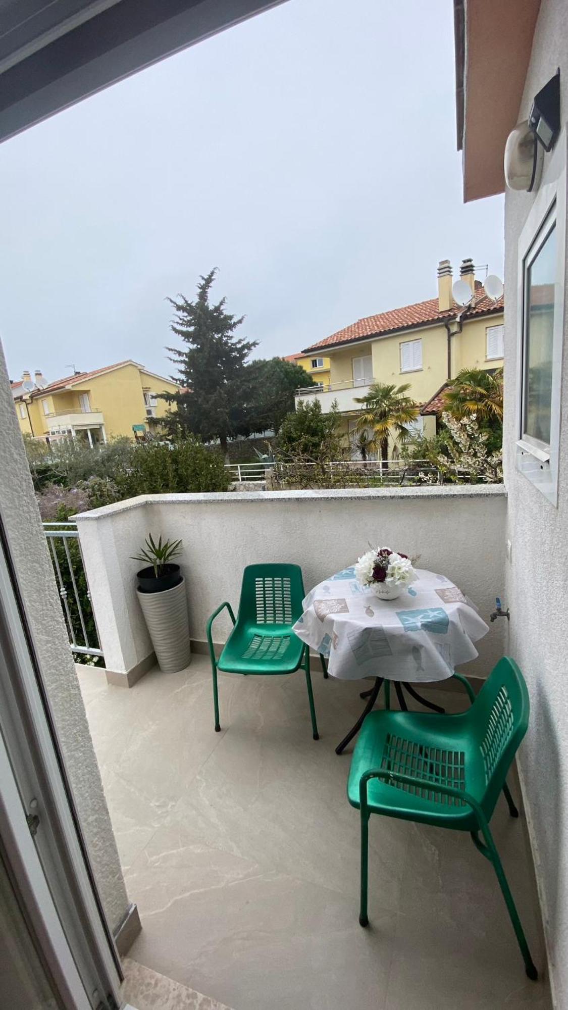 Guest House Tonica Krk Town Habitación foto
